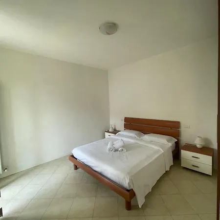 Costantin Pool And Garden